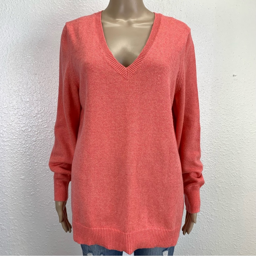 Old Navy woman classic V neck knit Sweater ribbed hem peach XL new